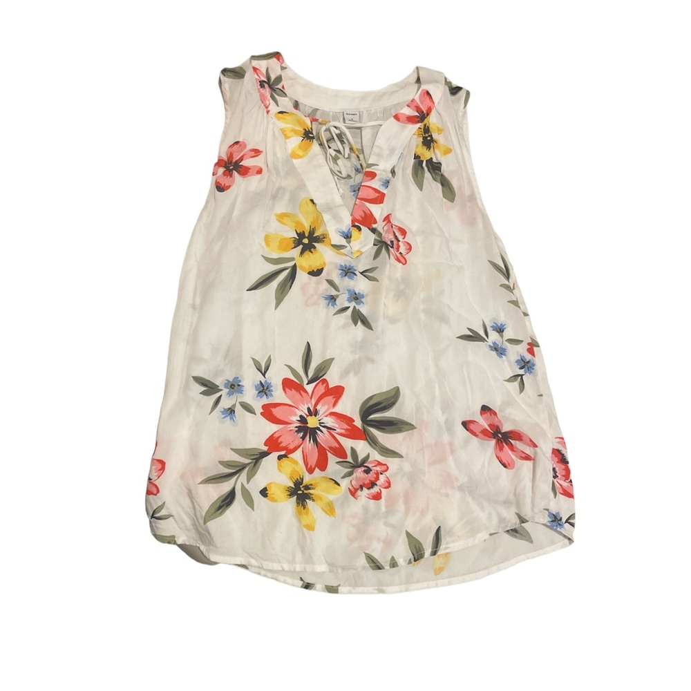 Old Navy T-shirt